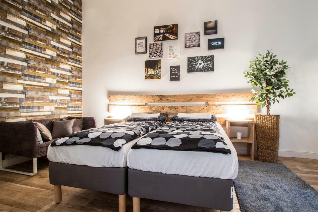 3 Room Apartment In The Beautiful Street ブダペスト エクステリア 写真
