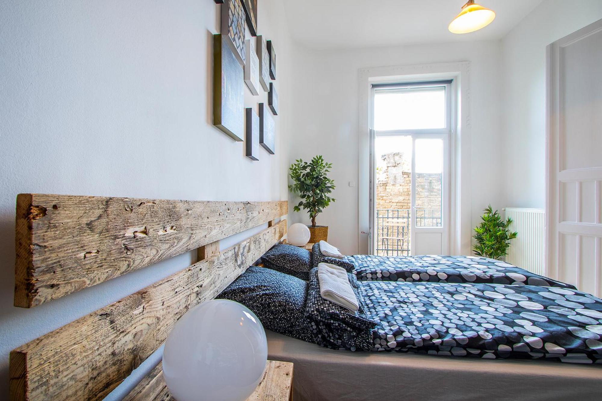 3 Room Apartment In The Beautiful Street ブダペスト エクステリア 写真